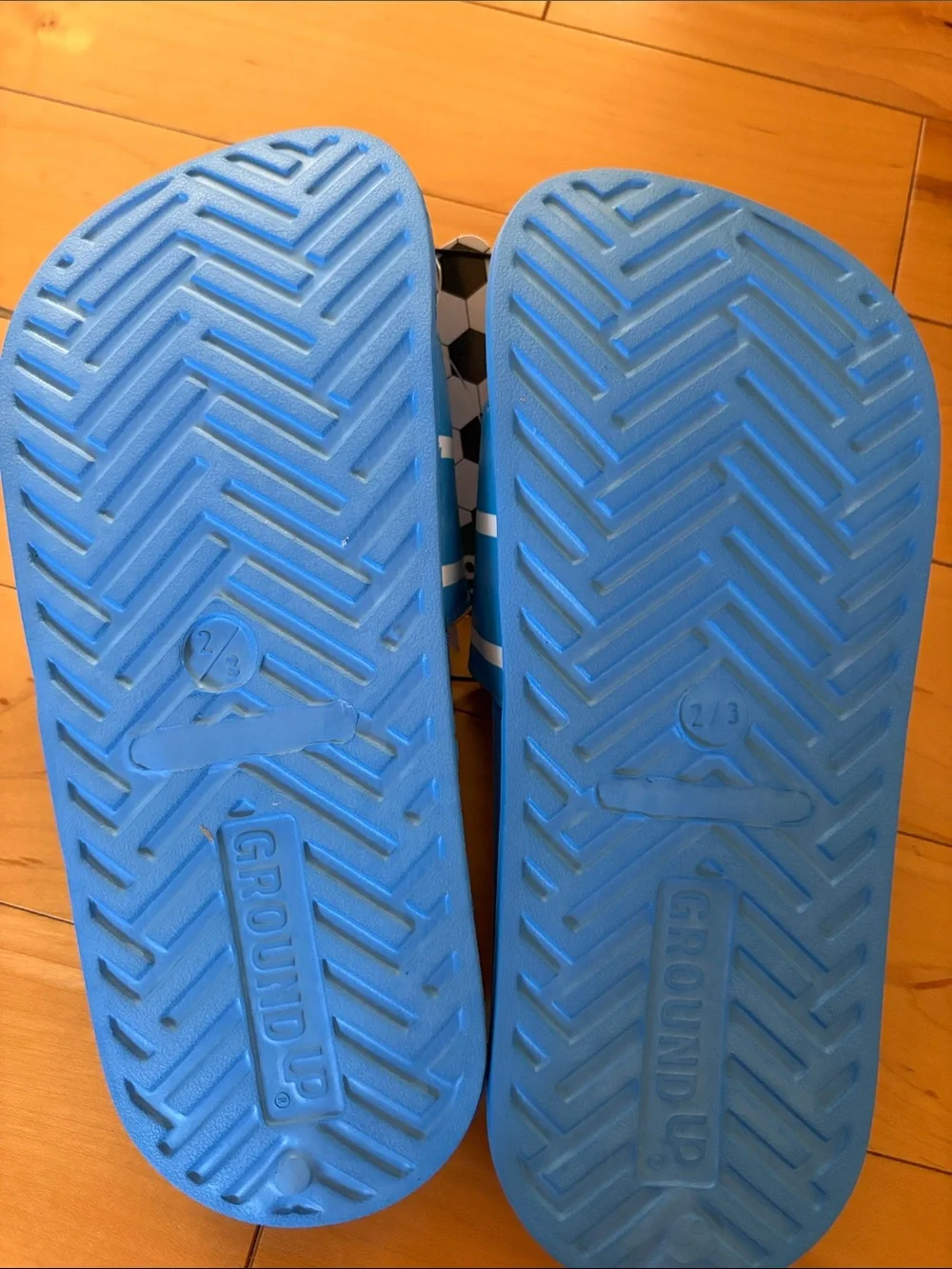 Kids soccer fan slides Argentina Size 9/10, 11/12, 13/1, 2/3